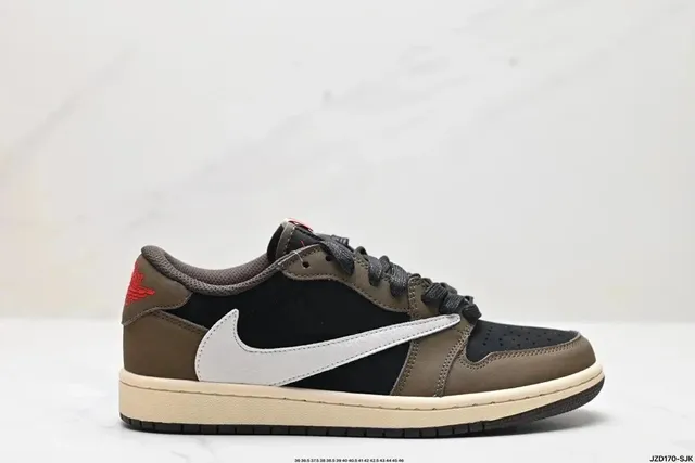 Air Jordan 1 Low Travis Scott