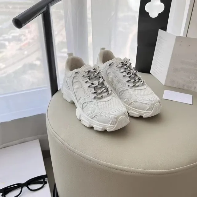 Balenciaga Triple S White