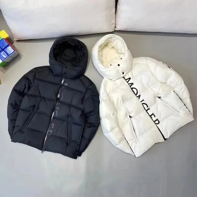 Moncler Logo Puffer Jacket Contrast Logo