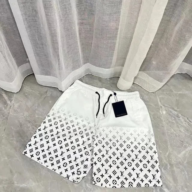 白色G