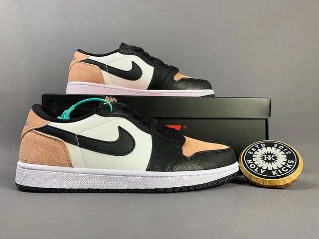 Nike Air Force 1 Low Peach Black