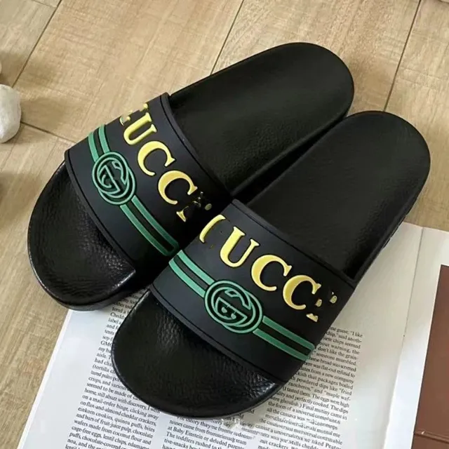 Gucci Slide Sandal GG Logo