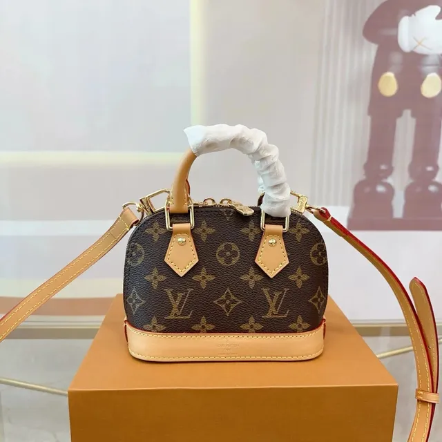 Louis Vuitton Alma BB Monogram Canvas