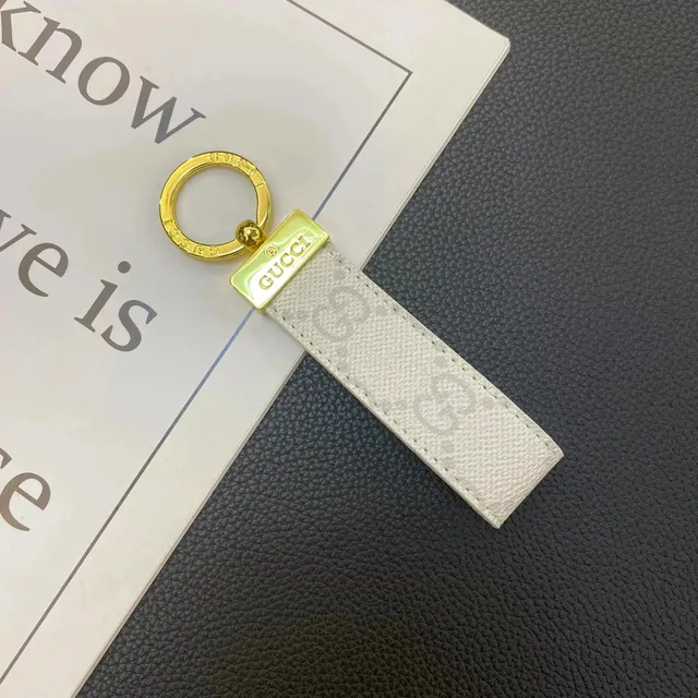 Gucci Keychain GG Supreme