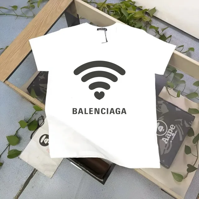 Balenciaga WiFi Heart Tee
