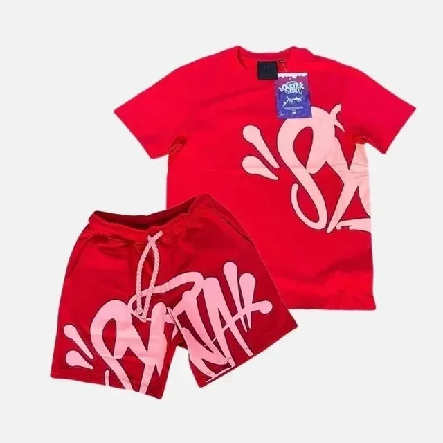 Syna World Graffiti Print Set Red with Pink Logo