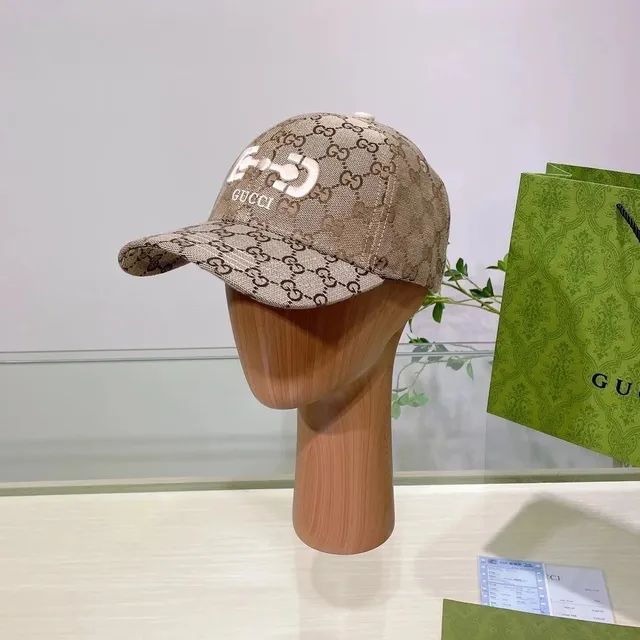 Gucci Baseball Cap GG Monogram