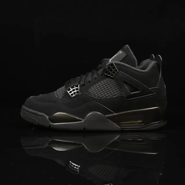 Aj4 'Black Cat' CU1110-010