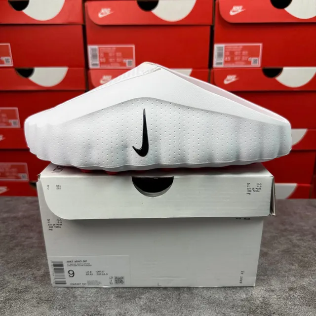 White Speed Red | HQ4307 101