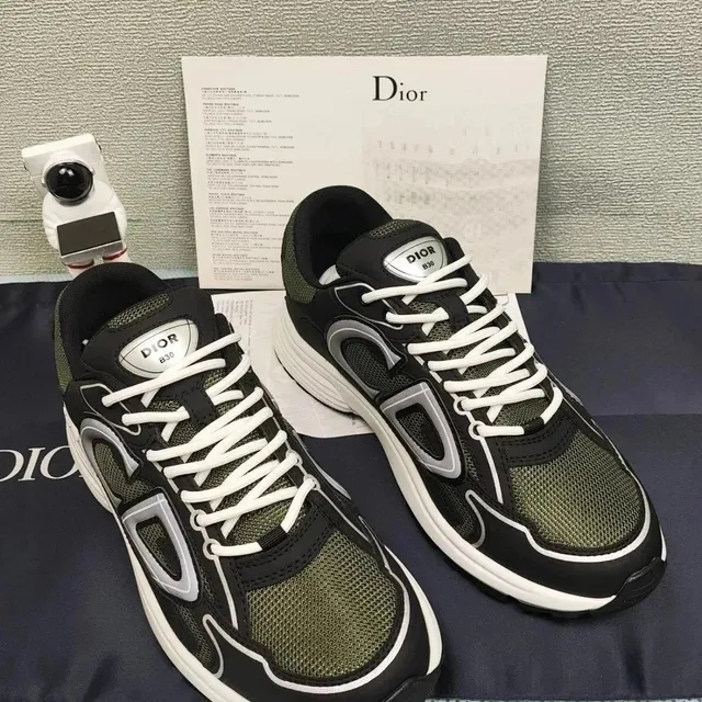Dior B22 Olive Green