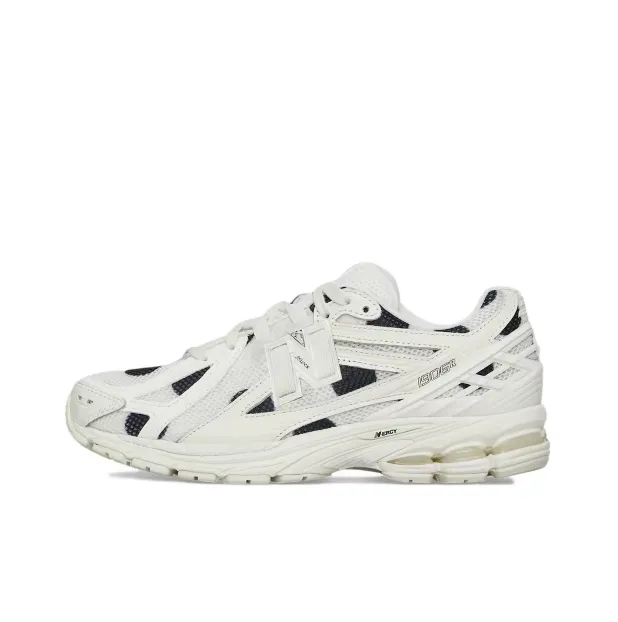 New Balance 2002R White/Navy