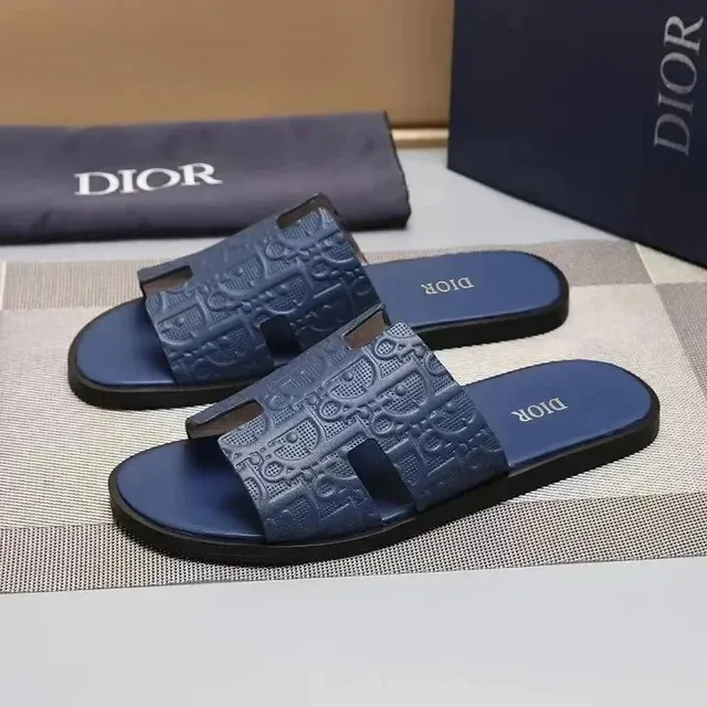 Dior Slide