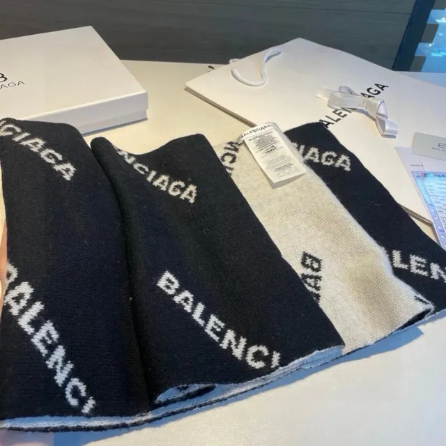 Balenciaga Logo Scarf Intarsia Knit