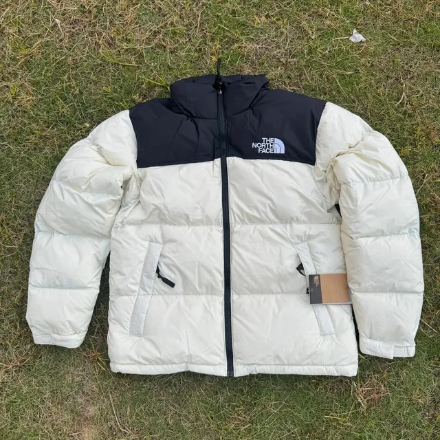 96羽 白色