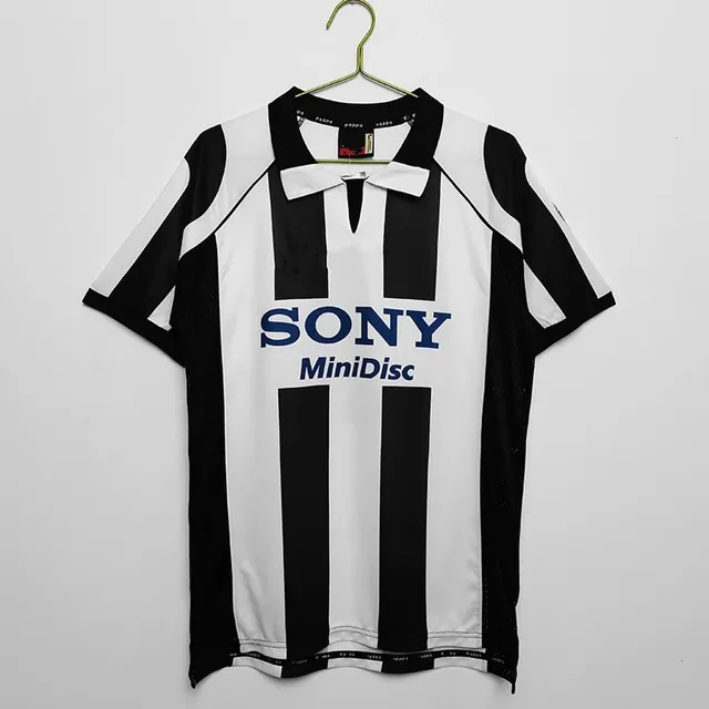 Kappa × Juventus jerseys