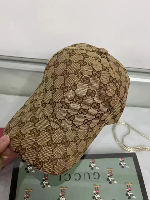 Gucci Baseball Cap GG Supreme