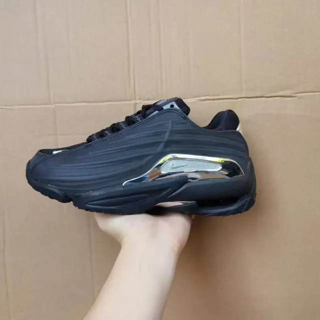 Nike Air Max TN Metallic Silver Accents