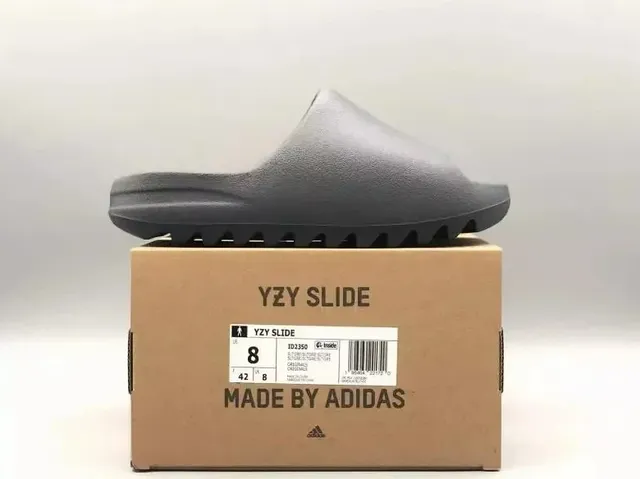 Yeezy Slide