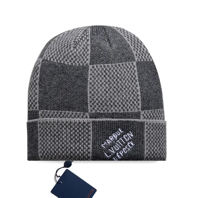 Louis Vuitton Checkered Beanie Marque L. Vuitton Déposée