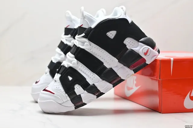 Nike Air More Uptempo