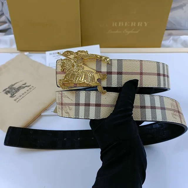 Burberry Equestrian Knight Belt Haymarket Check
