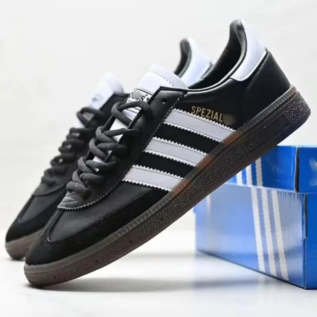 Spezial 黑白