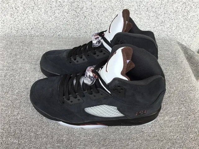 Air Jordan 5 Retro