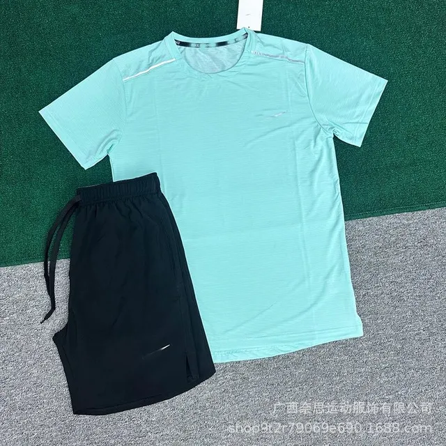 水晶条绿+短裤黑
