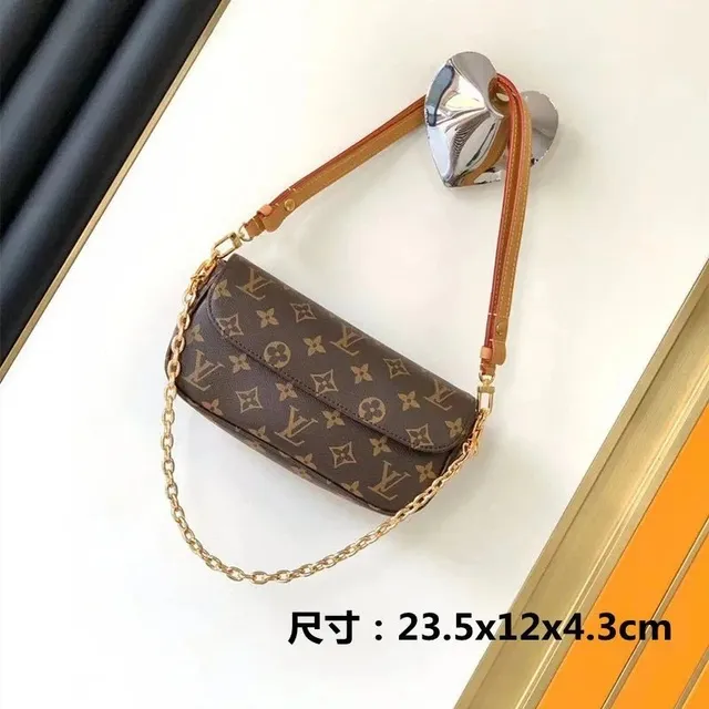 Louis Vuitton On The Go Monogram Canvas