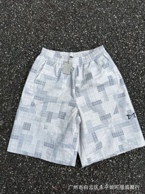 Mertra Grid Shorts Pixel Grid