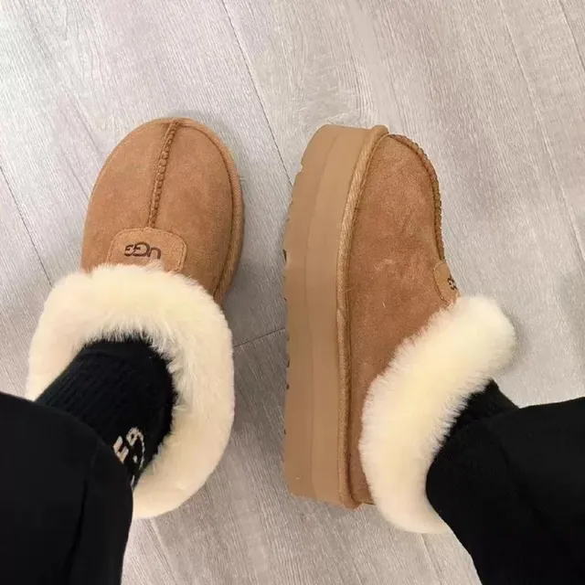 UGG Fluff Platform Slipper Classic Suede