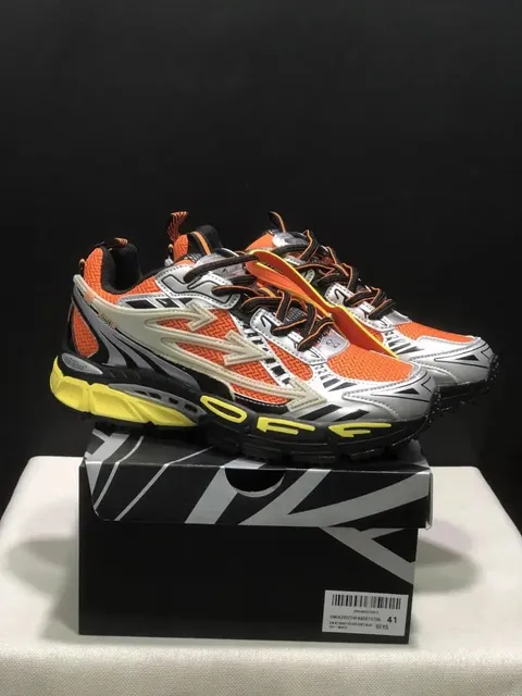 Off-White Runner Orange Volt