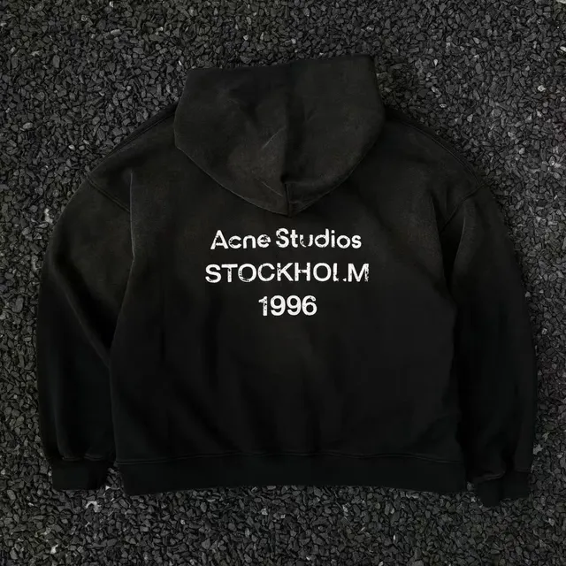 AA001