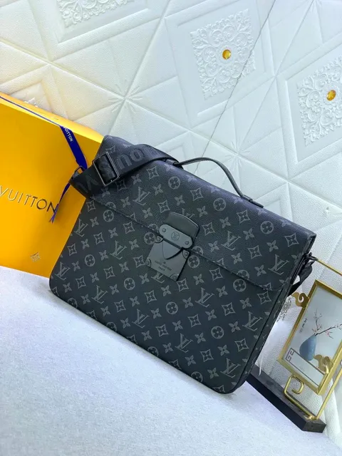 Louis Vuitton On The Go Monogram Eclipse