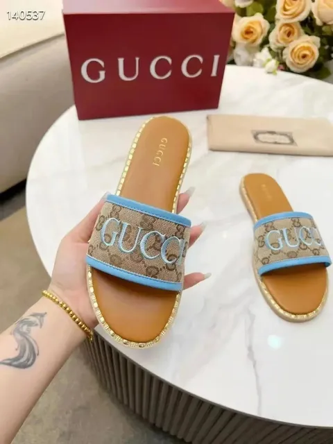 Gucci GG Marmont Slide Web Stripe