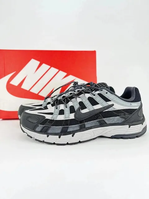 Nike Air Max Plus Triple Black Grey
