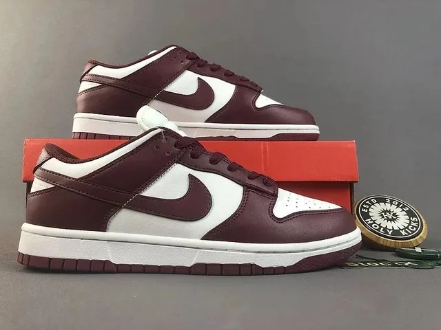 Nike Dunk Low Burgundy
