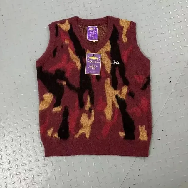 Gallery Dept. V-Neck Sweater Vest Abstract Print
