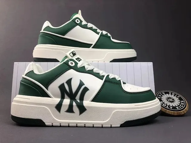 MLB NY Yankees Low Sneaker Green and White