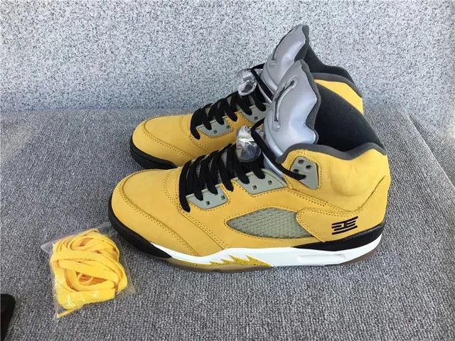 Travis Scott Air Jordan 5 Lustre
