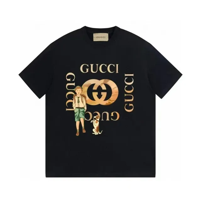 Gucci Graphic T-Shirt Boy and Dog Print