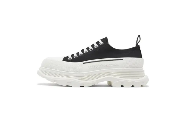 Alexander McQueen Oversized Sneaker Black/White