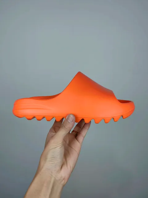 Yeezy Slide Orange