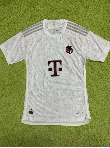 Adidas Bayern Munich Away Jersey 2023/24