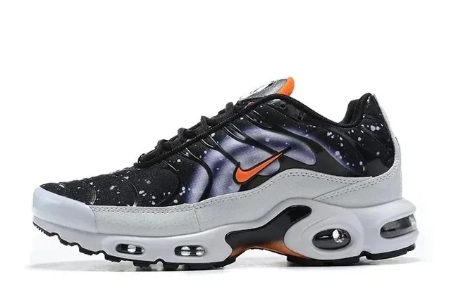Dc Sneakers Shop