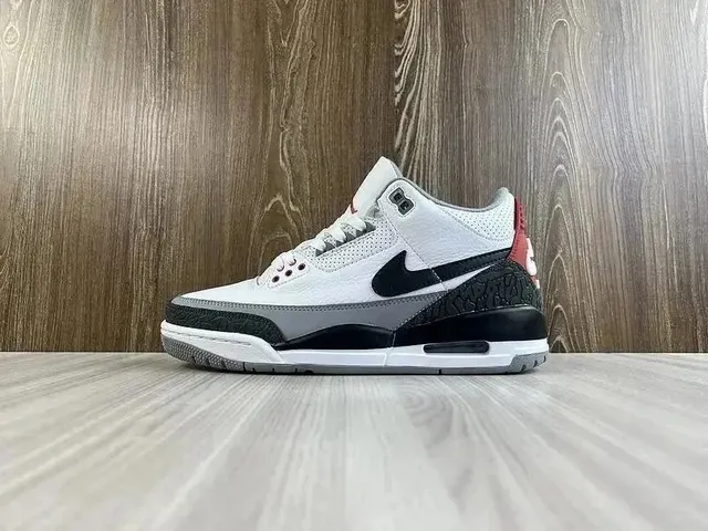 Air Jordan 3 True Blue
