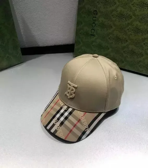 Burberry Baseball Cap Checkered Brim