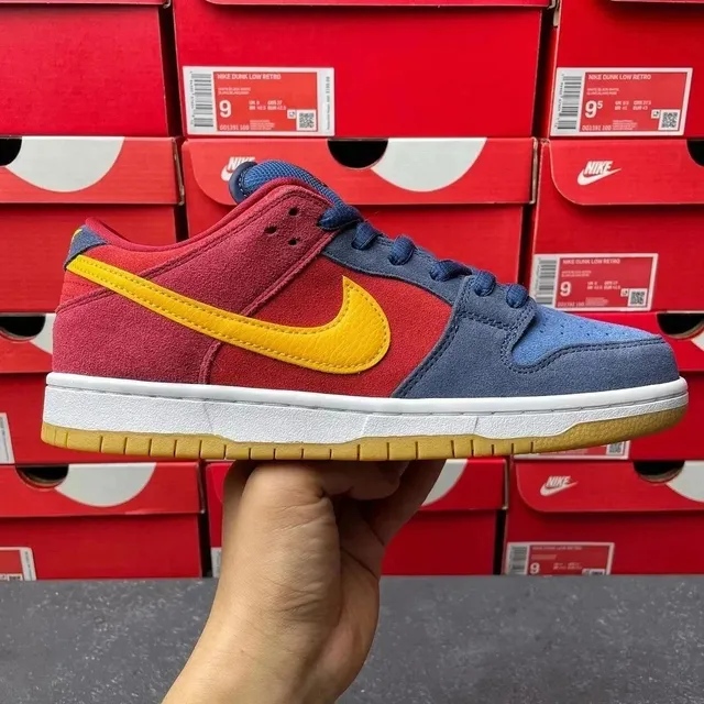 Nike Dunk Low Retro