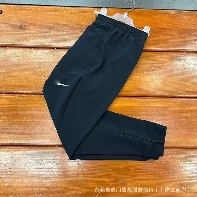 4834 black pants