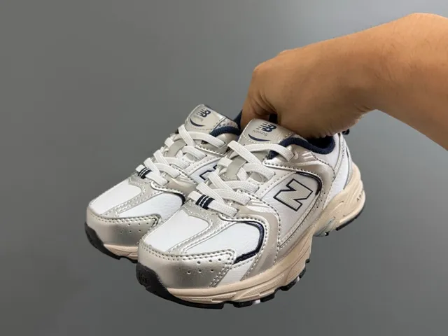 New Balance 990 Silver Navy